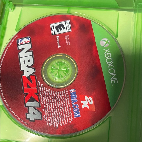 NBA 2K14 and NBA 2K17 Xbox One Game Bundle - Picture 11 of 16